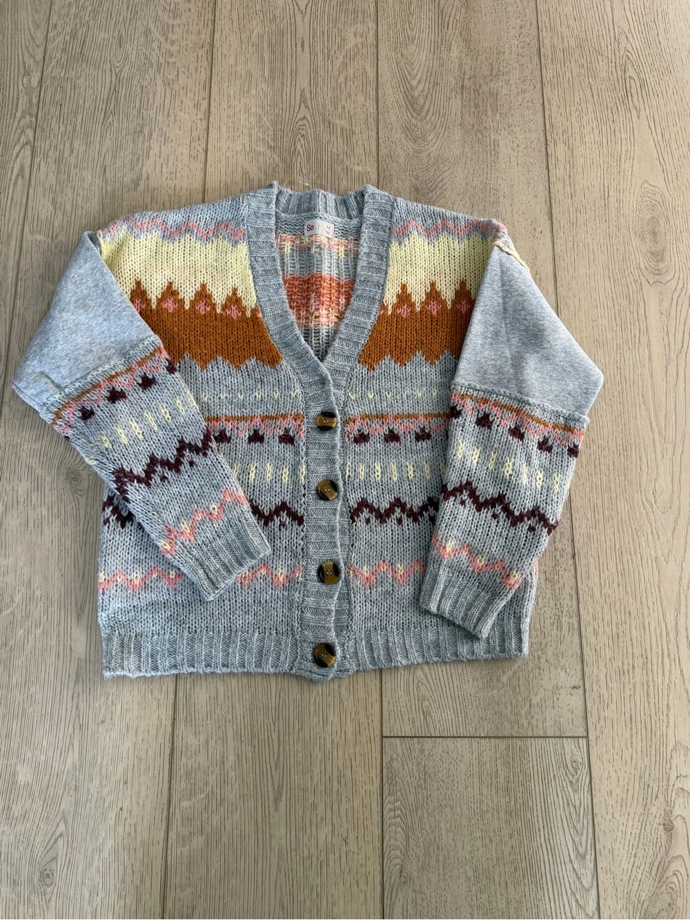 SO Acrylic Light Gray Multicolor Fair Isle V-Neck Cardigan